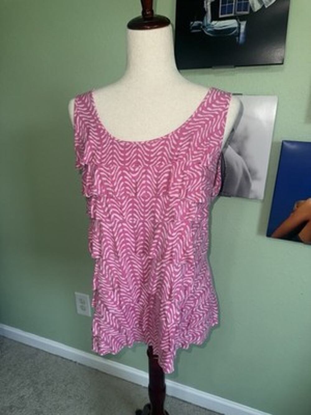 Liz Claiborne Tank Top Womens Large Pink White Zebra Wave Print Tiered Ruffle
